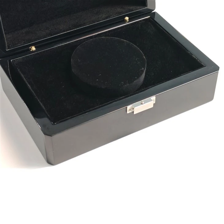 black Jewelry box