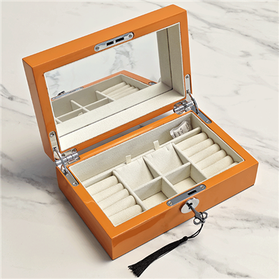 Petua untuk membeli kotak kayu berkilat tinggi (2)