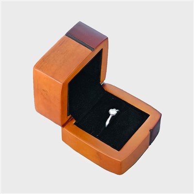 Kotak Perhiasan Kayu Berukir